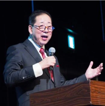 小次郎講師の写真